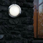 Metropoli vägglampa ute