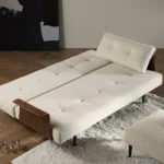 Recast bäddsoffa med armstöd