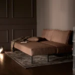 Sly bäddsoffa stålben