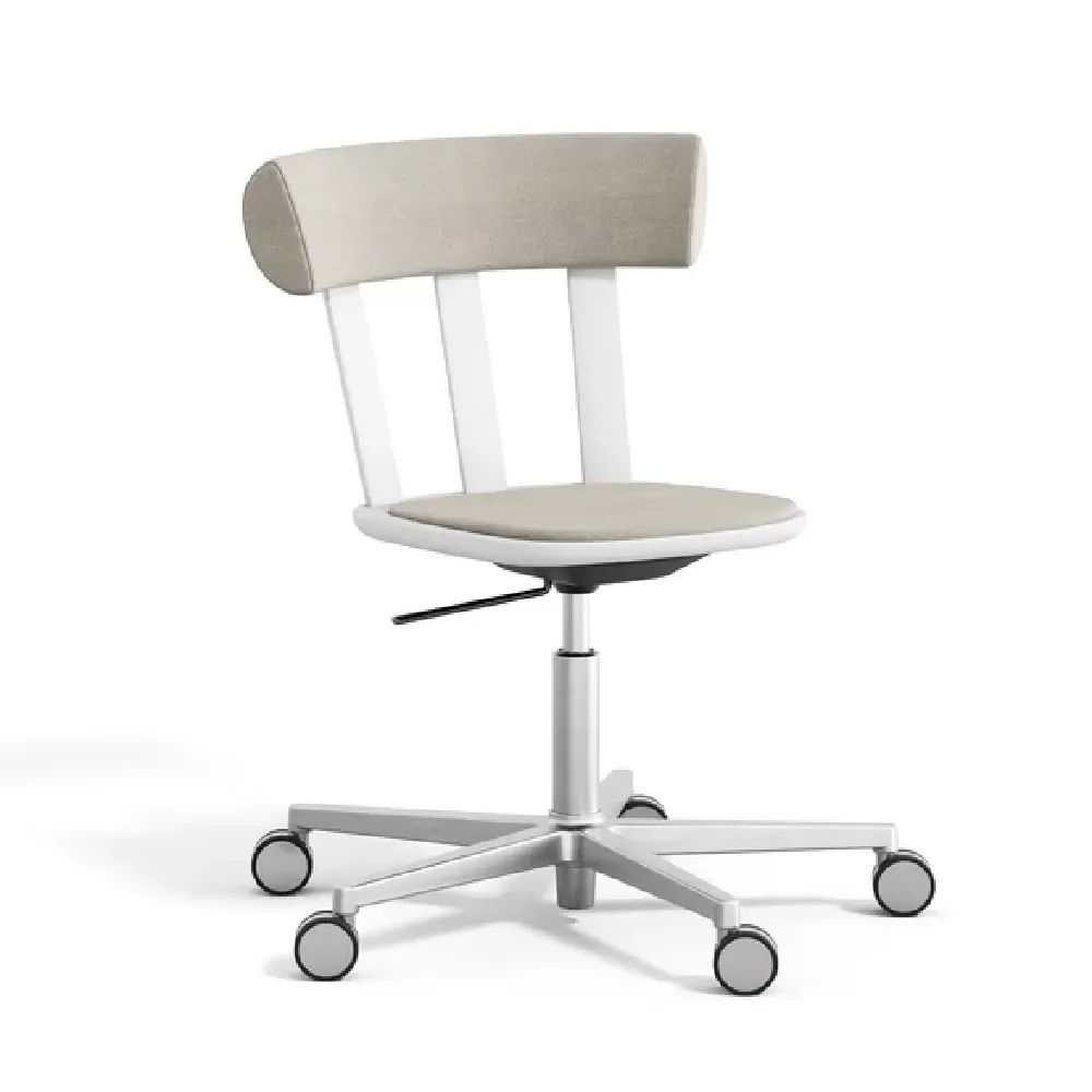 Relaterad produkt: Alt stol med snurr och hjul klädd sits och rygg