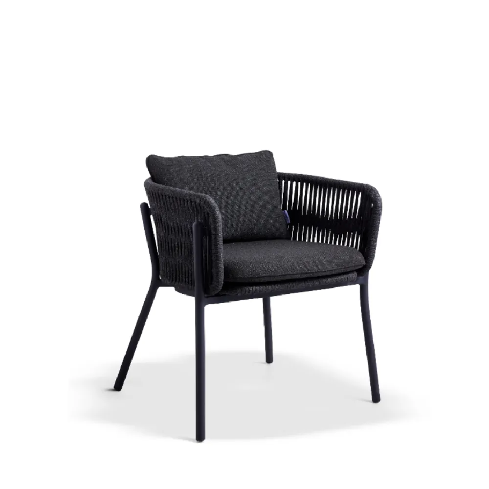 Relaterad produkt: Tira karmstol