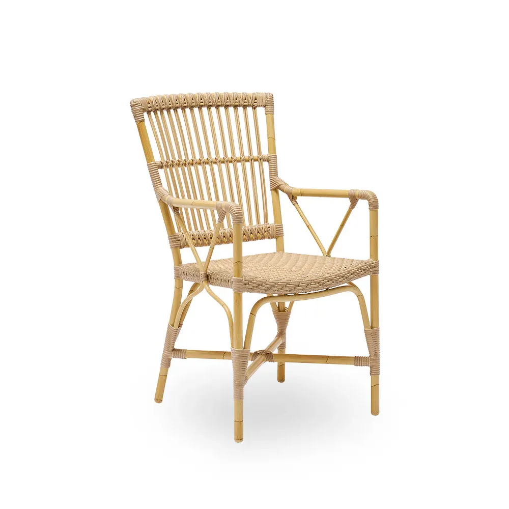 Relaterad produkt: Piano Exterior karmstol