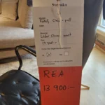 Chic snurrfåtölj med pall från Bröderna Anderssons/Reapris 13.900:-