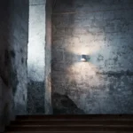 A.01 vägglampa ute