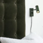 Cato vägglampa