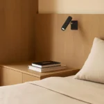 Slender X Edge vägglampa med eller utan USB