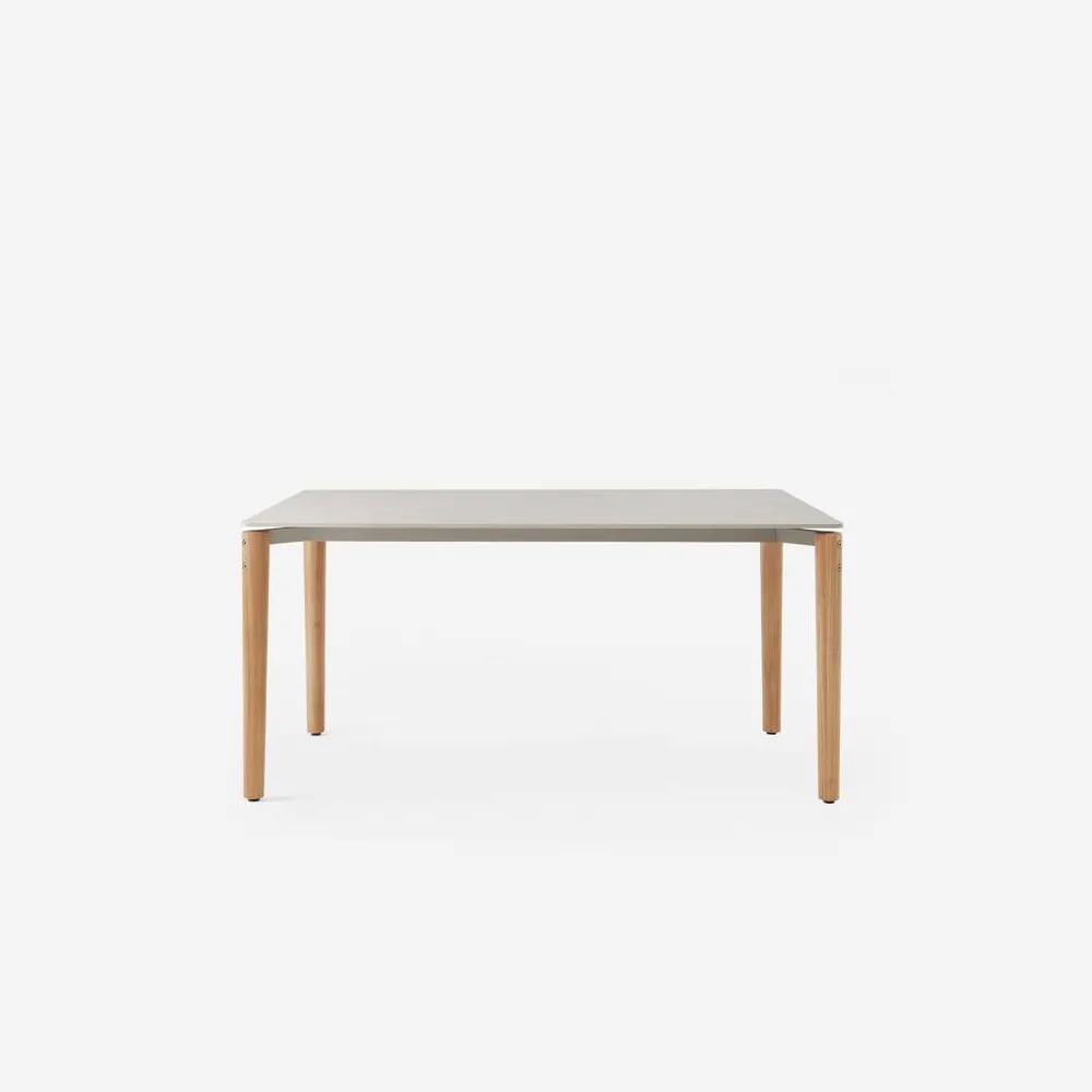 Relaterad produkt: Vipp718 Open-Air matbord 157×100 cm