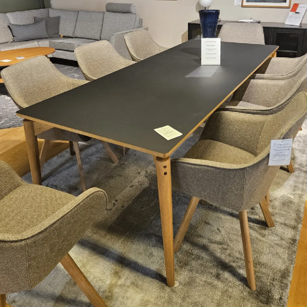 Relaterad produkt: Matbord Aeris från PBJ/Reapris: 15900:-