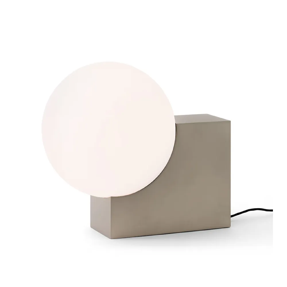 Relaterad produkt: Journey SHY4 golvlampa