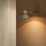 Kaiser Idell 6567-W vägglampa