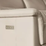 Amorevole C176 soffa med recliner i tyg eller läder