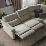 Astuzia C068 fåtölj med recliner i tyg eller läder