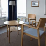 Emma soffbord runt med hylla