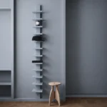 Pilaster vägghylla ek