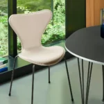 Sjuan 3107 stol framsidesklädd