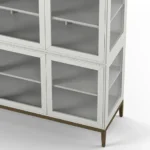 Edge 2.0 vitrinskåp 3 Dörrar, 3-Sektion