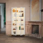 Edge 2.0 vitrinskåp med belysning