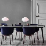 Elefy JH31 helklädd stol med träben