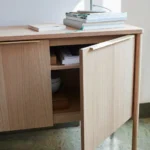 Jut Cabinet skänk med eller utan marmor