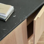 Jut Cabinet skänk med eller utan marmor