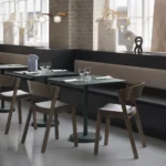 Linear Steel cafébord 70×70 cm